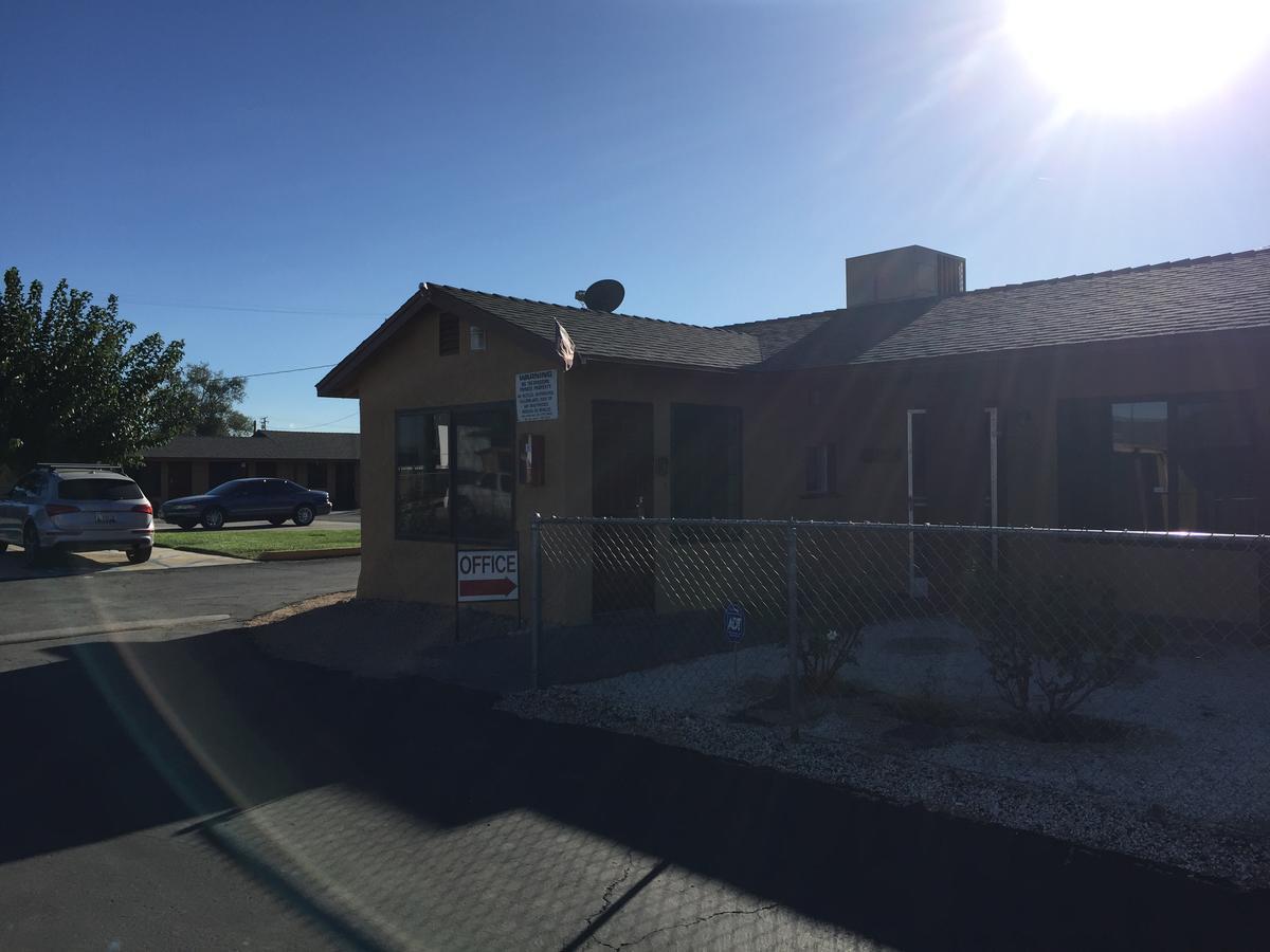 Black Horse Motel Apple Valley Exterior foto